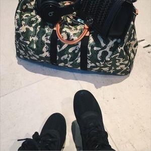 Meet your Posher, Erin